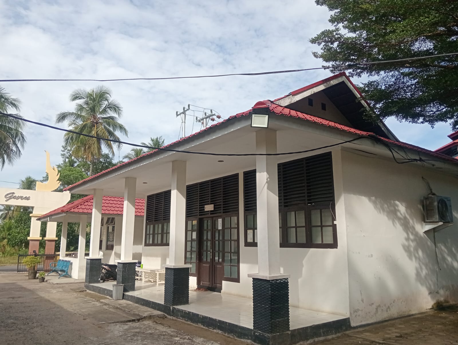 Foto depan Perpustakaan Keperawatan FPK Pariaman