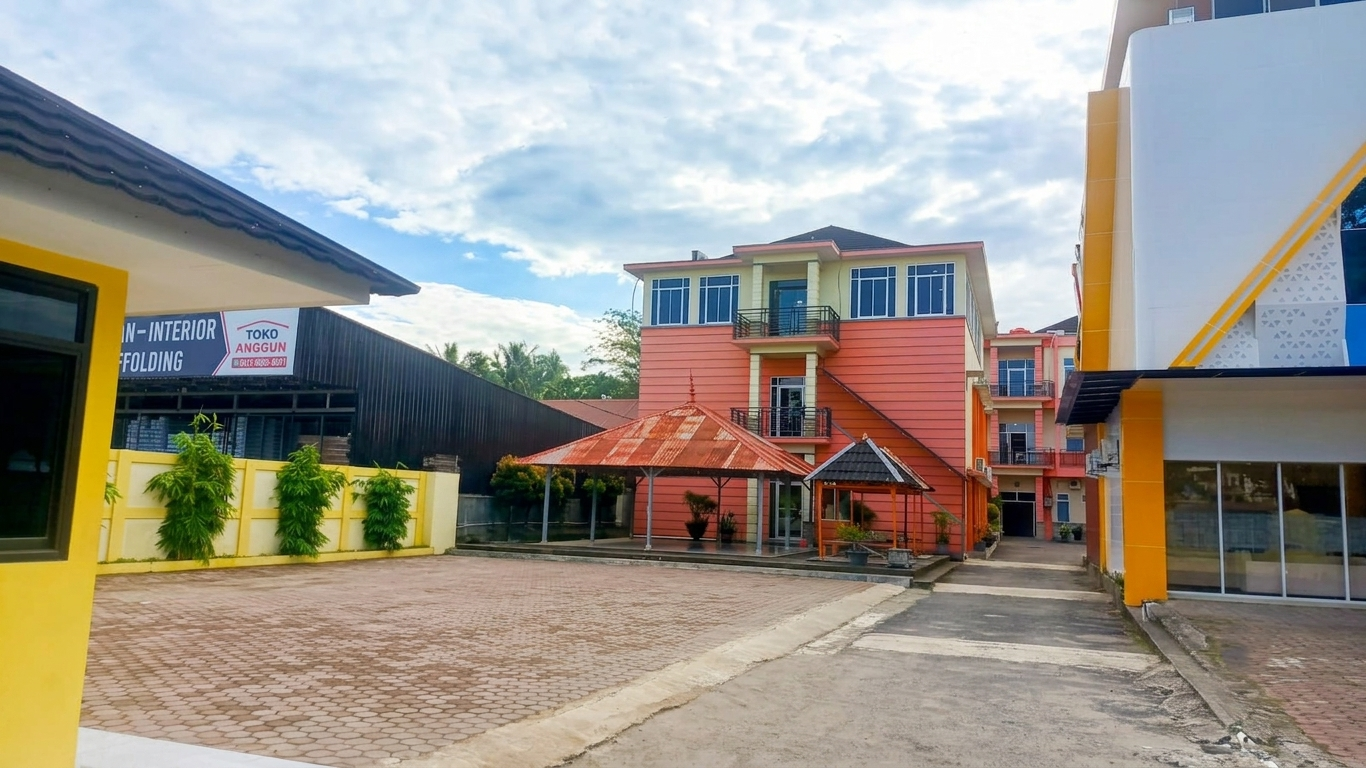 Foto depan UNP Hotel Bypass A