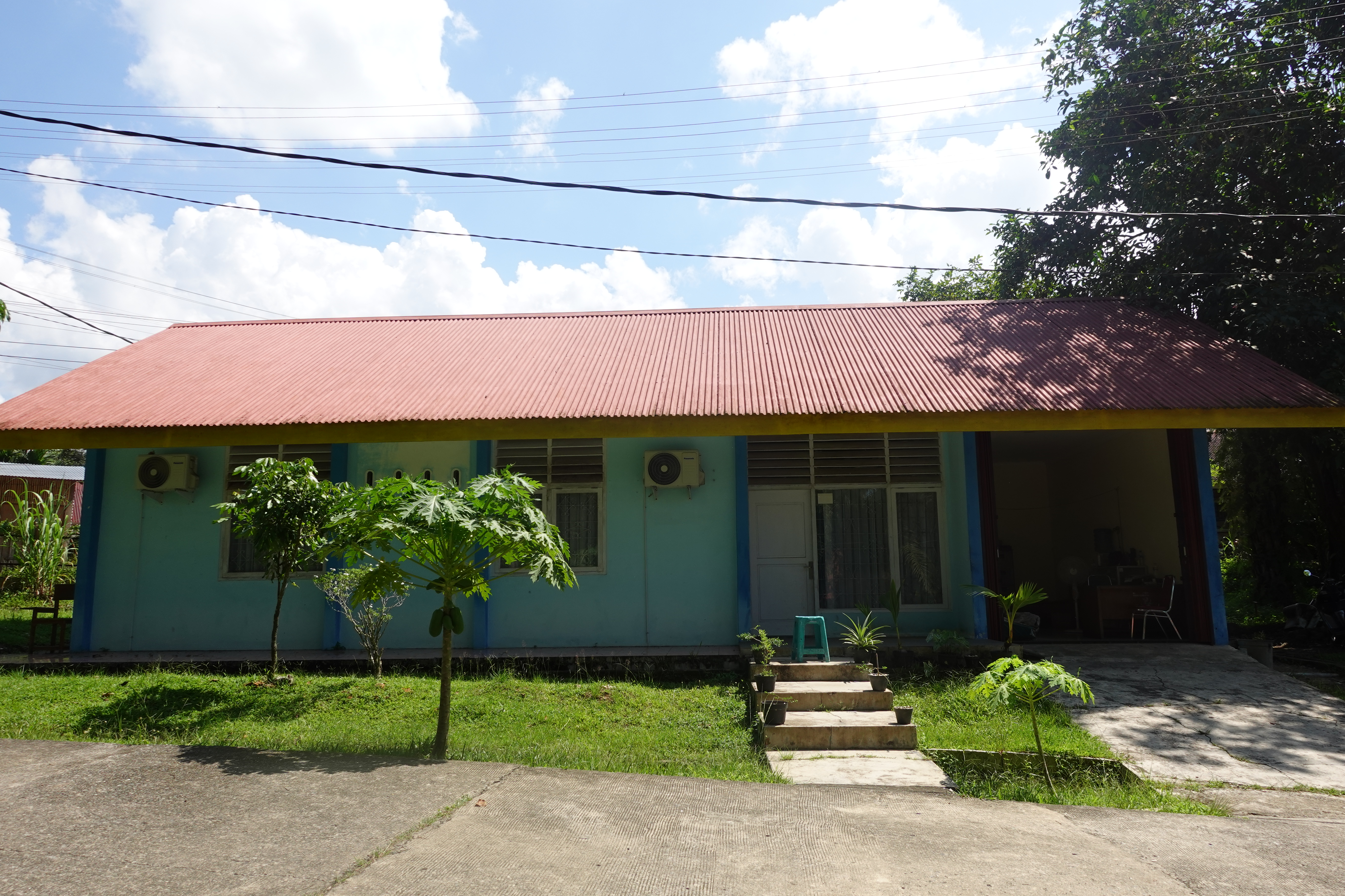Foto depan Rumah Dinas 1 FMIPA Sijunjung