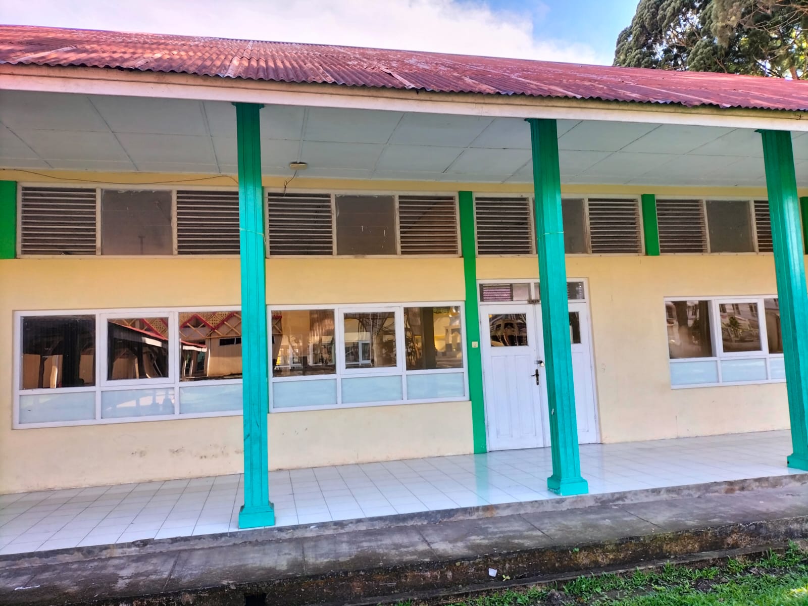 Foto depan Gedung Kuliah 2 FPK Bukittinggi