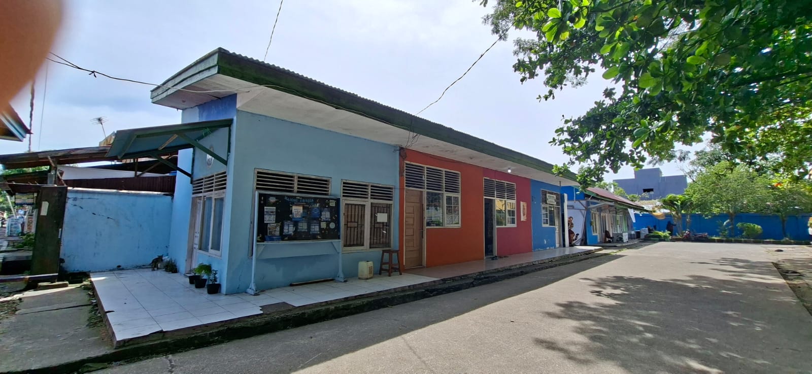 Foto depan Gedung Ormawa FMIPA 1
