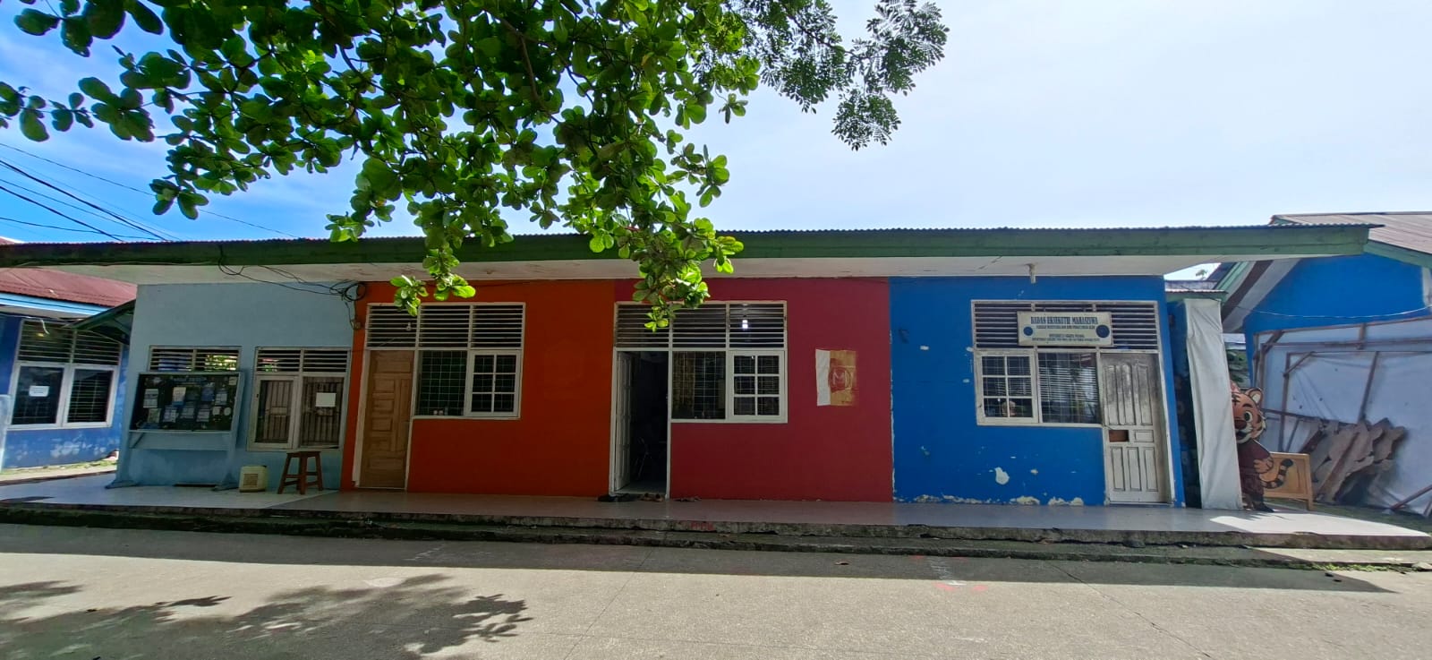 Foto depan Gedung Ormawa FMIPA 2