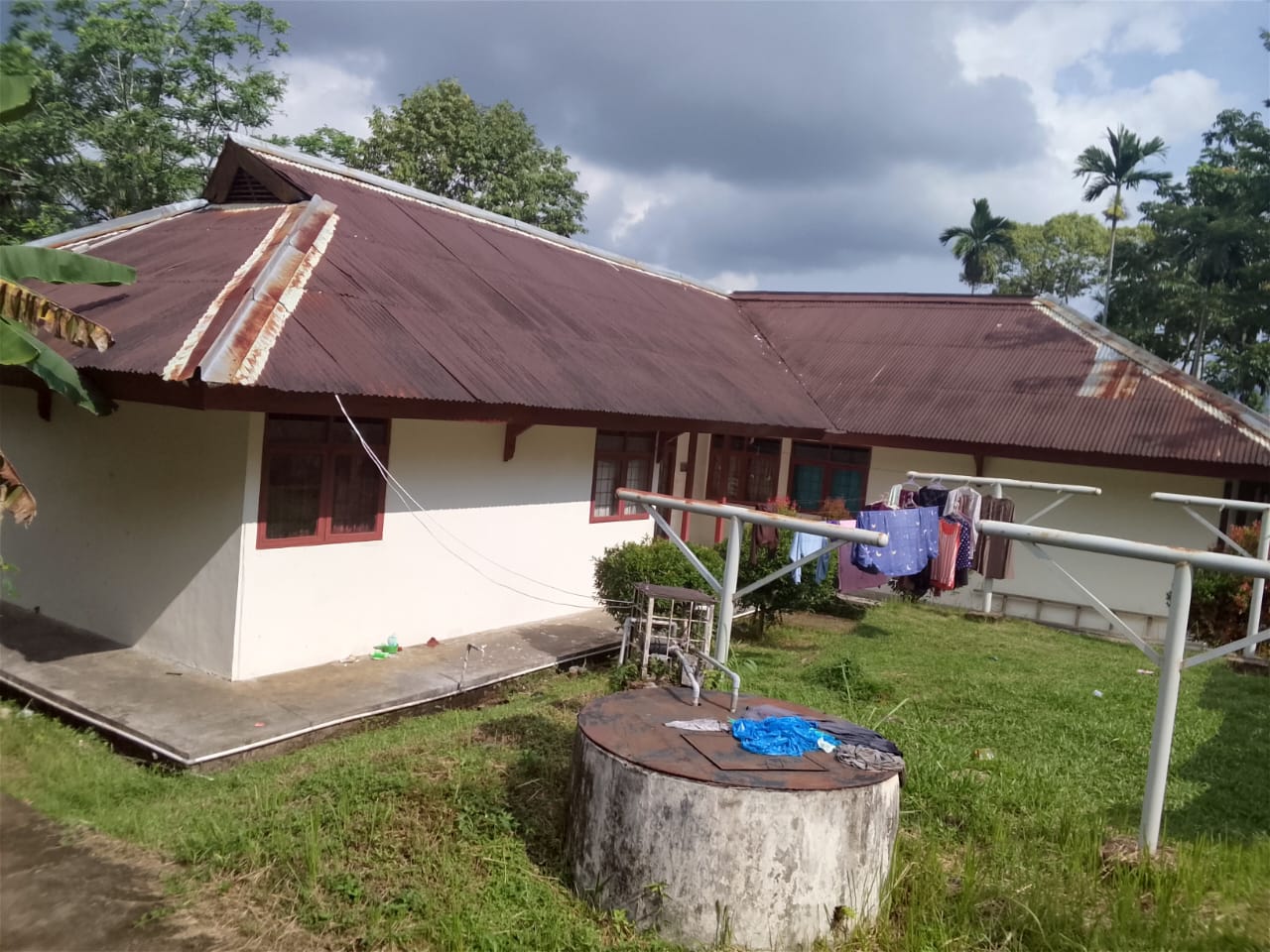 Foto depan Asrama JW Limau Manis